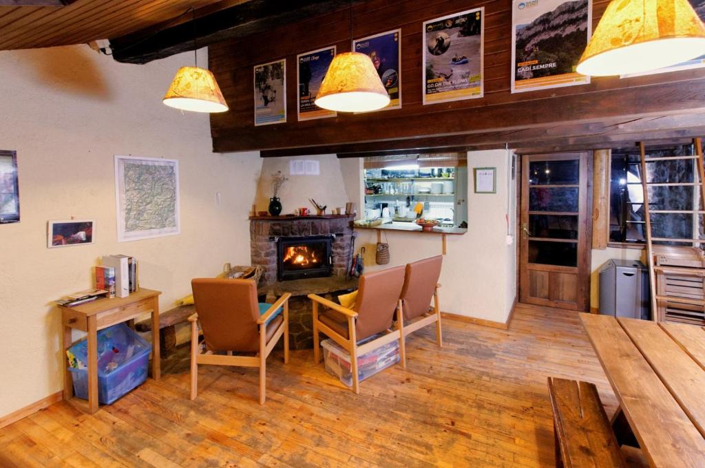 Llagunes Hostel | Refugi Rural Vall de Siarb