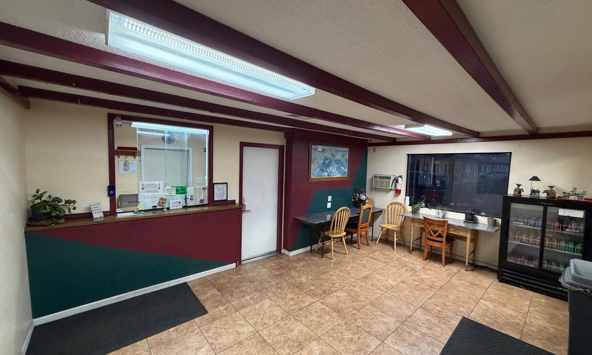 East Las Vegas Hotel | Regal Motel in Las Vegas, New Mexico