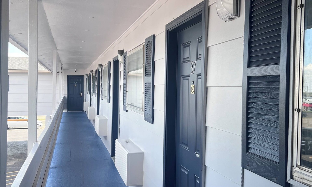 Dodge City Hotel | Regency Inn and Suites