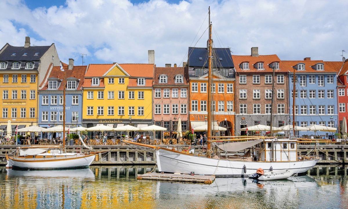 Copenhagen City Centre Apartment | Regent 5 - Large Apt With Terrace Right in Centre of Copenhagen