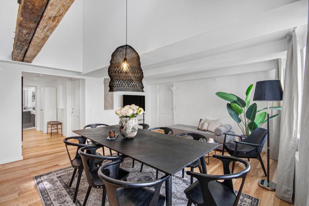 Copenhagen City Centre Apartment | Regent 8- Great Apt with Terrace in City Centre