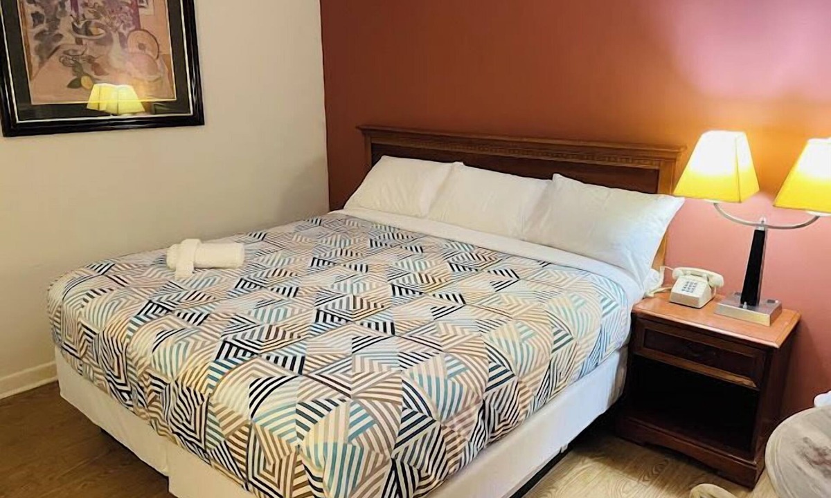 Albany Hotel | Regent Motel