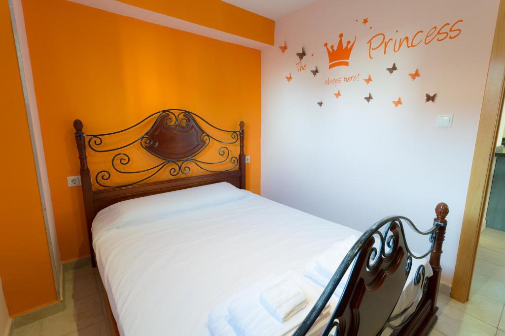 Coveta Fuma Apartment | Regina Maris apartment with swimming pool