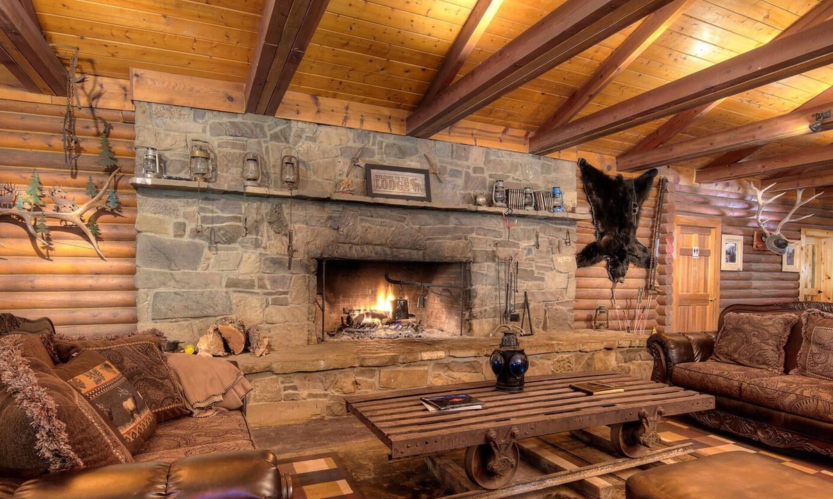 Weston Cabin | Rejuvenating bald eagle cabin with Shower Jacuzzi