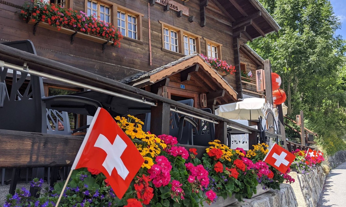 Lauenen Bei Gstaad Hotel | Relais des Mélèzes