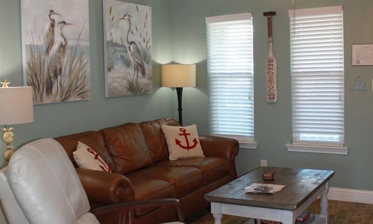 Rockport House | Relax and fish on the water in this beautifully decorated.