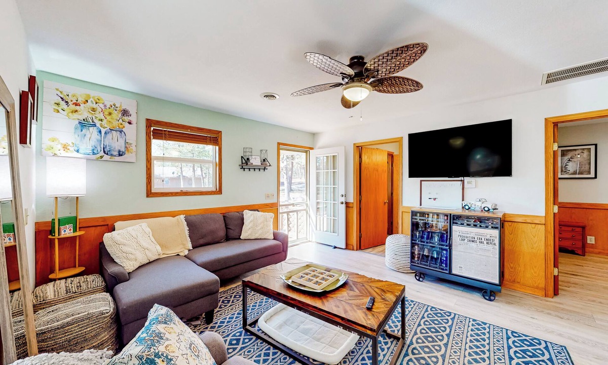 Eagle Rock House | Relax at 'The Cove' Waterfront Getaway