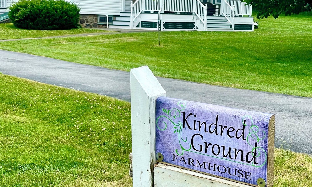 Avon House | Relax at The Farmhouse at Kindred Ground