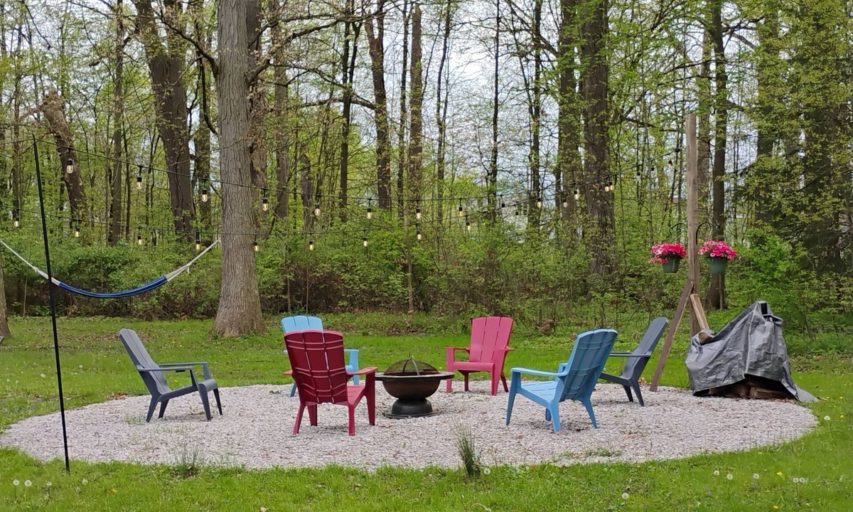Wayland Cottage | Relax by the fire? Walk trails? Fish? Get away for the holiday, Book now!