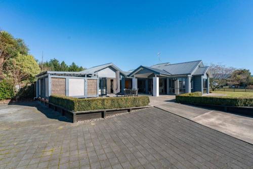 Turangi House | Relax Countryside