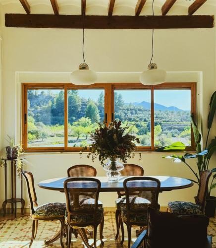 Quatretondeta House | Relax en la montaña CASA ORONETA
