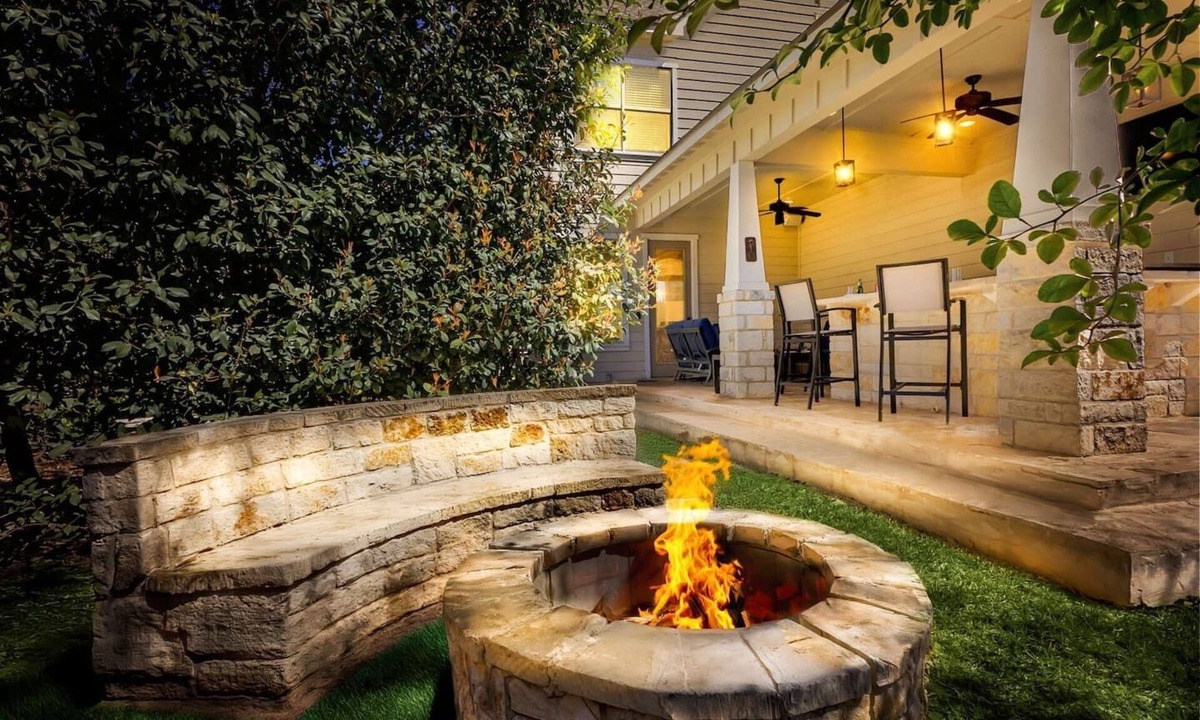 Oak Park - Northwood House | Relax & Entertain | Firepit, Grill, Near Riverwalk
