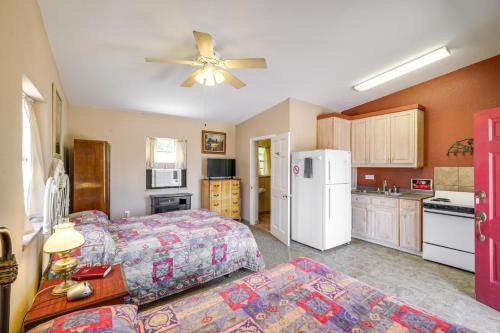 Whitney Apartment | Relax Fireside! Lake Whitney Studio 2 Mi to Marina