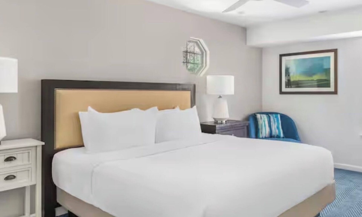 Sea Scape Resort | Relax in a 3-bedroom, 2-unit Beachwoods by Hilton resort in OBX Kitty Hawk, NC.