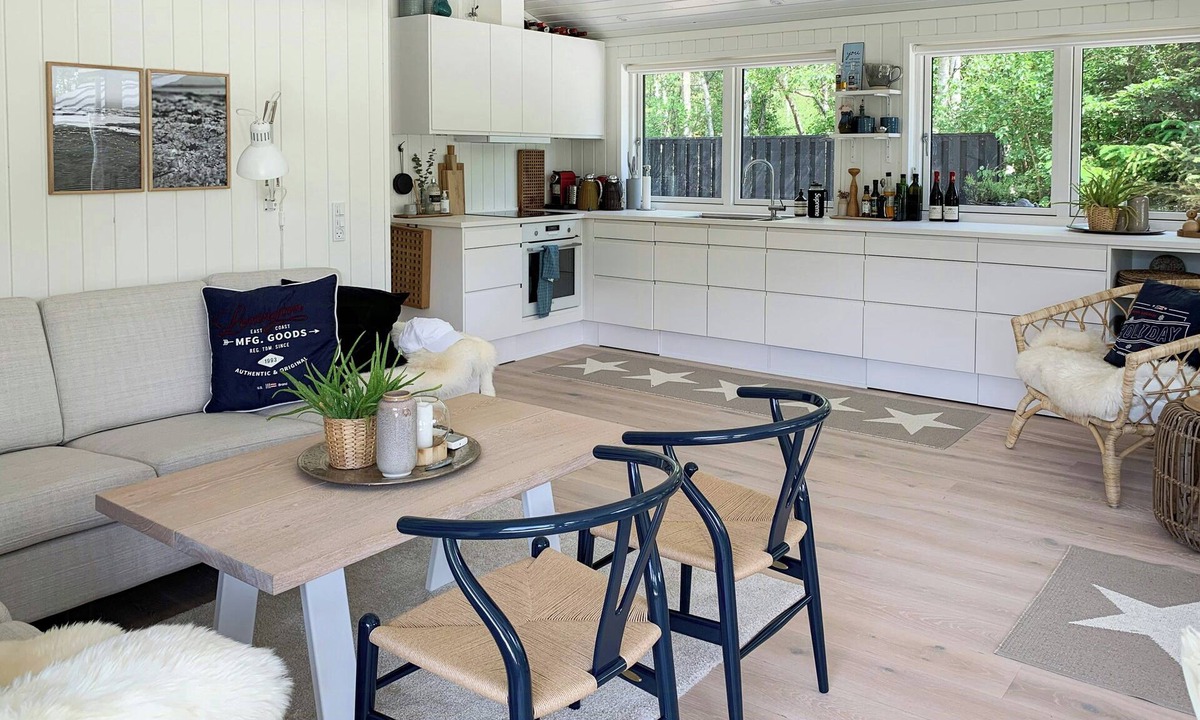 Vestero Havn House | Relax in this bright holiday home on Læsø