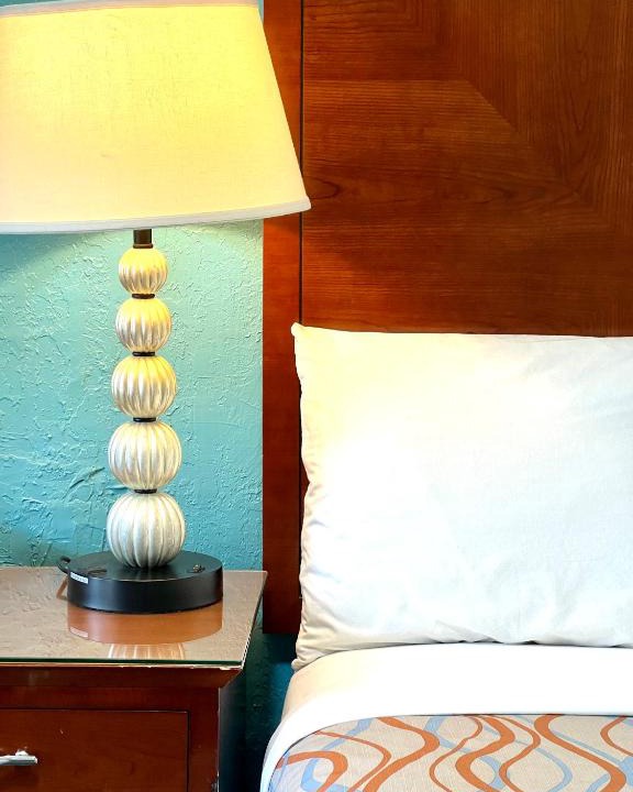 Lawton Hotel | Relax Inn Lawton