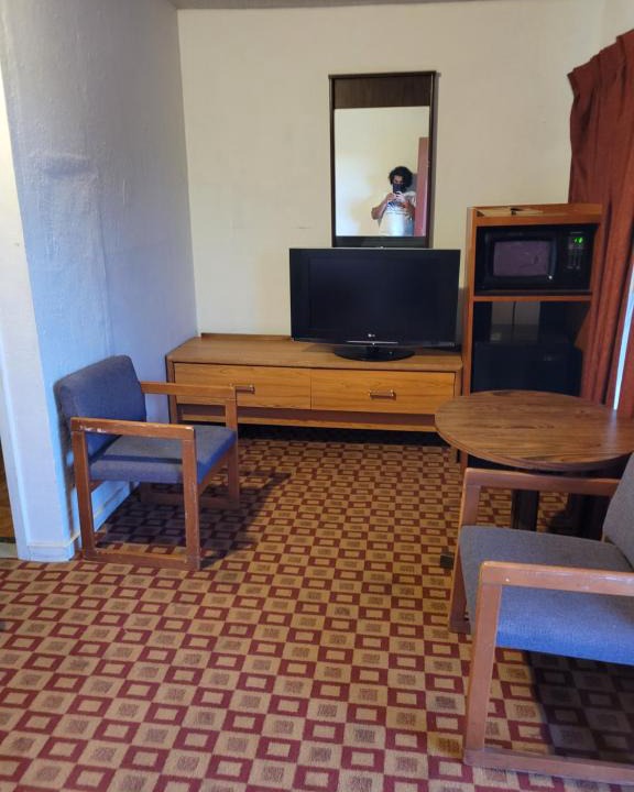Ranger Hotel | Relax Inn Ranger