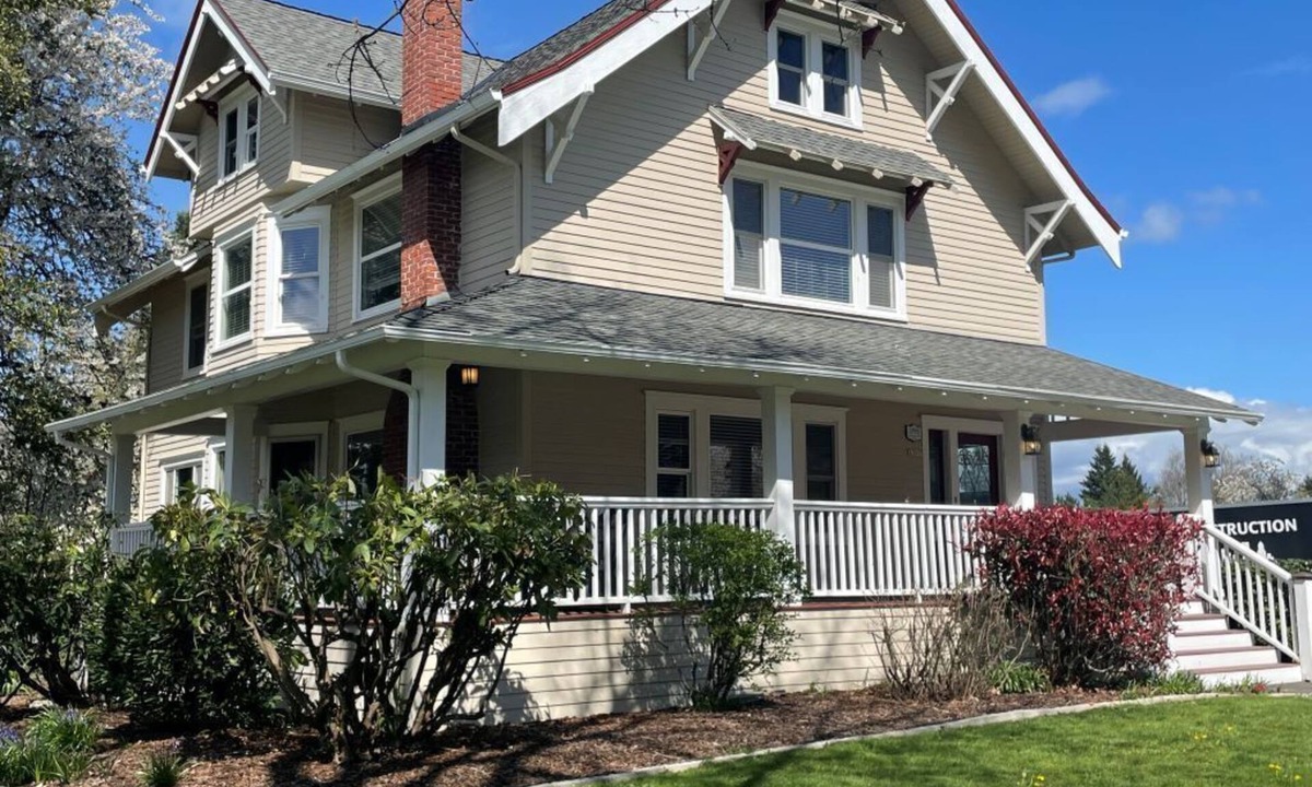 Forest Grove Bed & Breakfast | Relax Inn The Grove