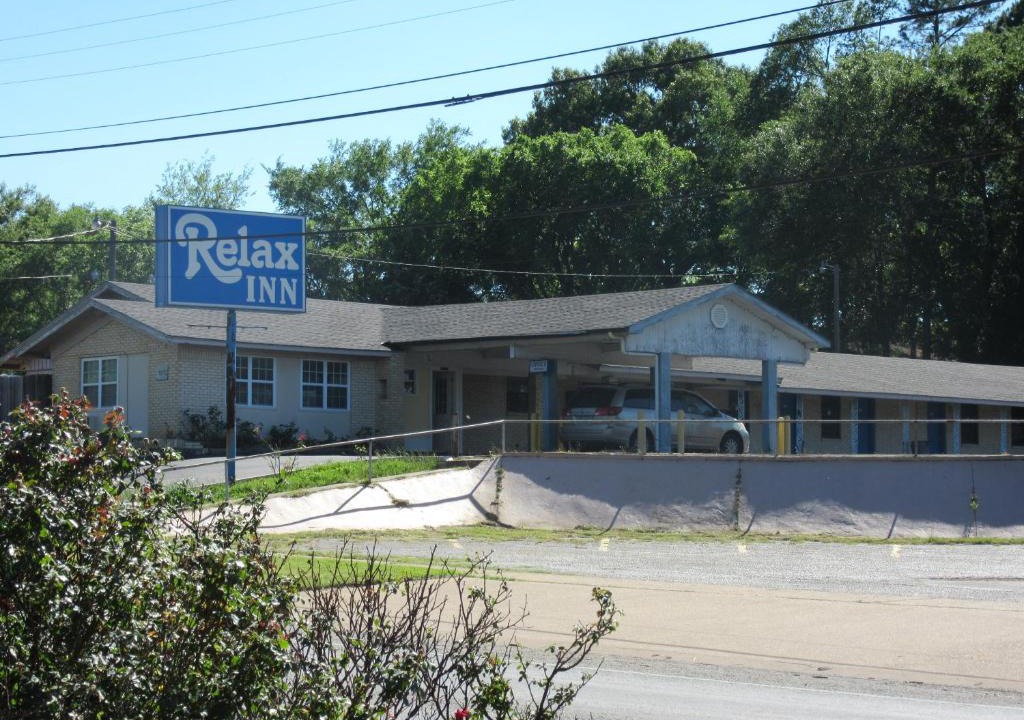 Tyler Hotel | Relax Inn Tyler