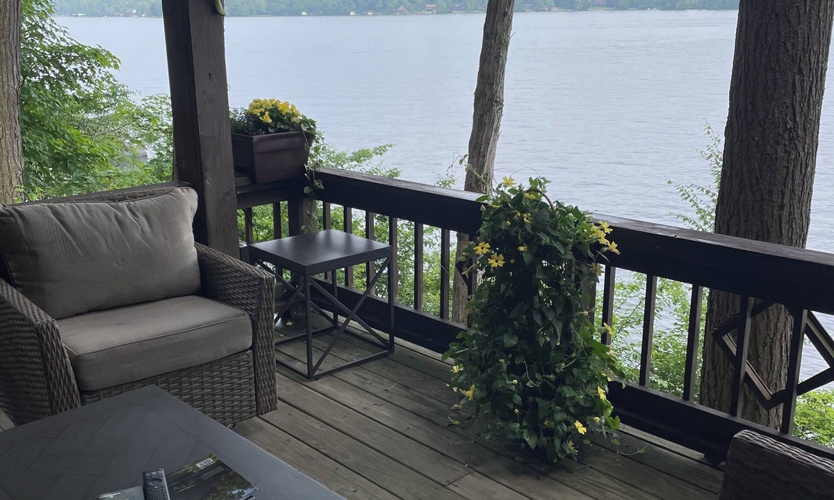 Town of Webb Cabin | Relax Lake Front 2-night minimum. Dogs welcome.