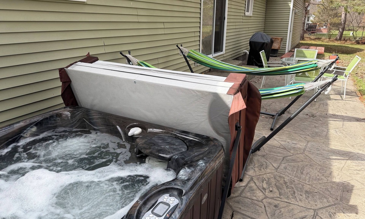 Mount Pleasant House | Relax near CMU and Casino with hot tub and fireplace