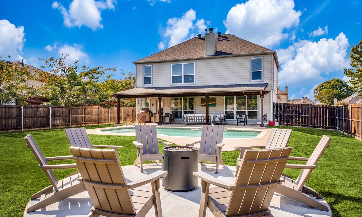 Denton House | Relax Near Little Elm & Lake Lewisville – Pool, Spa, Game Room & 2 King Beds!