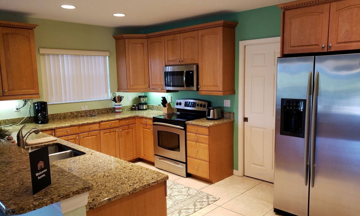Independence Square Condo | Relax @ our spacious Beach Condo. 3 Bedrooms, Bonus room & 2 Baths nSleeps 6-8