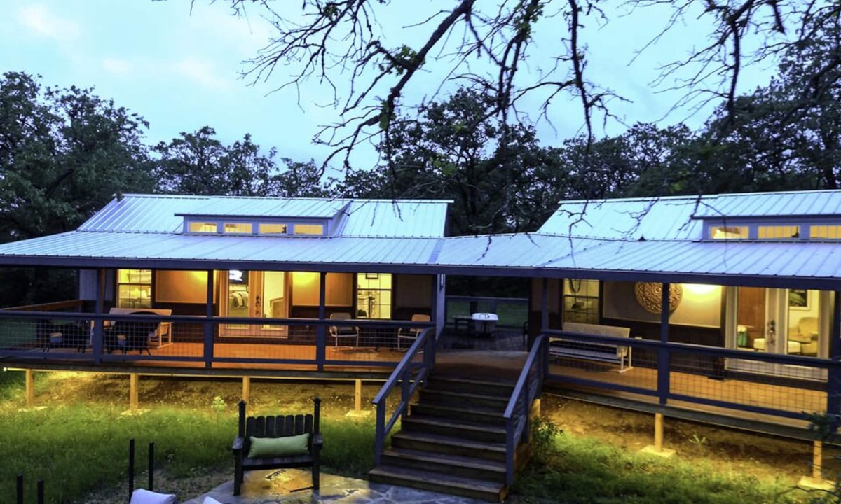 Paige Cabin | Relax, Recharge in Tranquil Country Setting