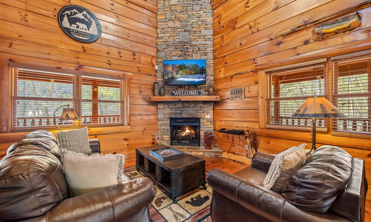 Sevierville Cabin | Relaxation awaits you! Great location, easily accessible!