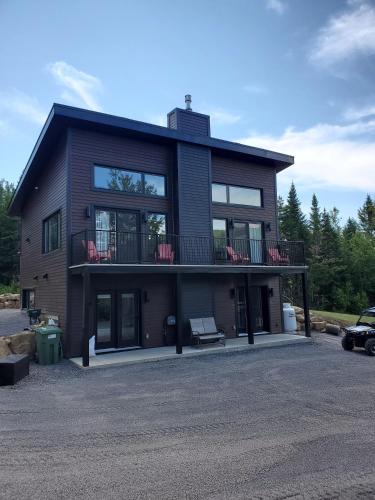Chateau-Richer Ski Chalet | Relaxation & Comfort - Chalet Sault a la Puce