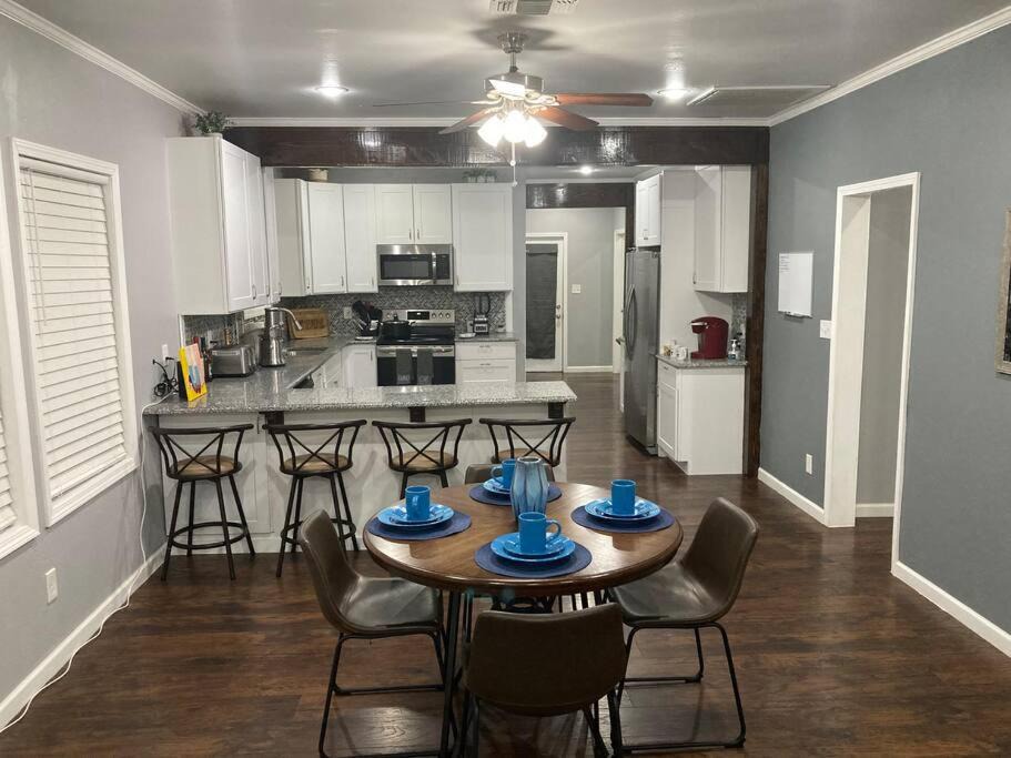 Highland Historic District House | Relaxation on Robinson