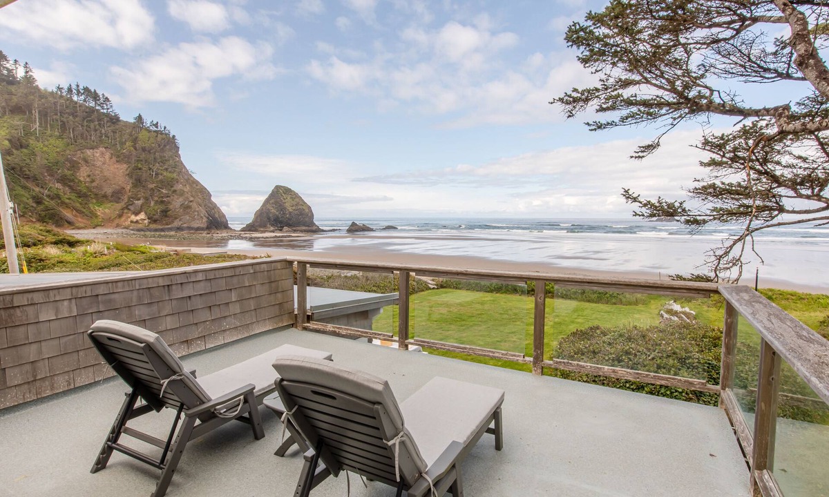 Arch Cape House | Relaxed Oceanfront Living, Direct Beach Access, Dog-Friendly, Balconies, Fireplace, Yard, Ping Pong