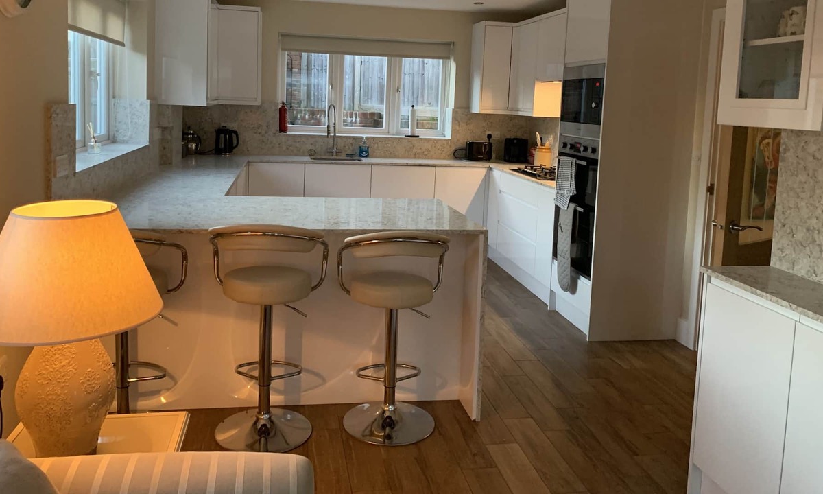 Cranbrook House | Relaxing Quiet Hideaway with Hot tub