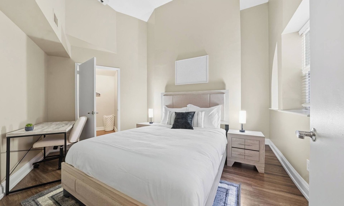 Downtown Apartment | Relaxing 1BR great for long-term stays