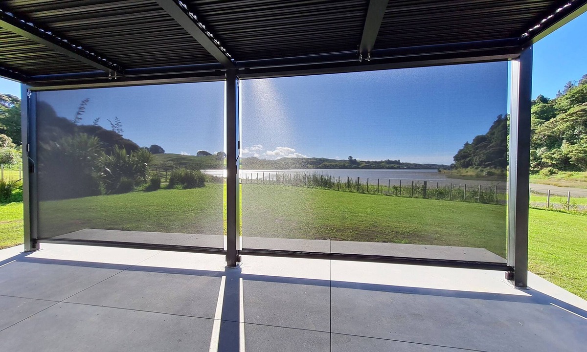 Taharoa House | Relaxing 2 Bedroom home with Harbour views