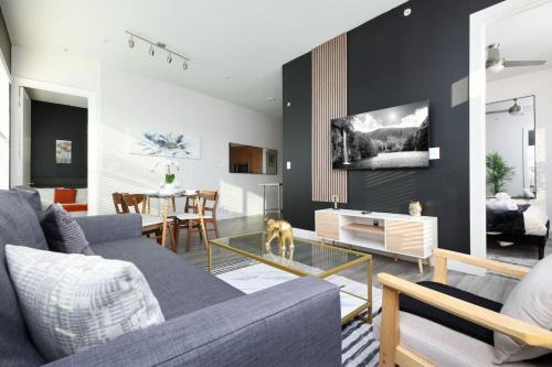 King William Apartment | Relaxing 2BR-Southtown Near Rvrwalk, Dome & Conv