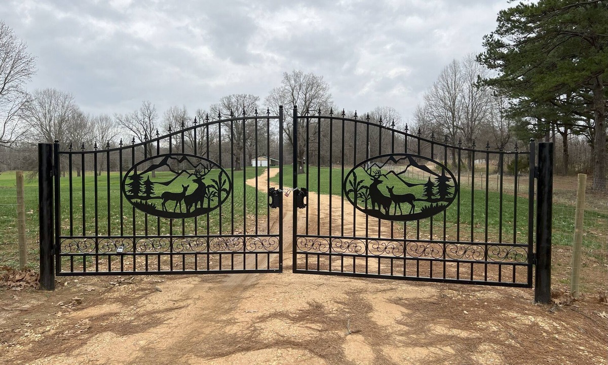 Jonesboro House | Relaxing 3-Bedroom Getaway in Jonesboro, AR on 16 acres