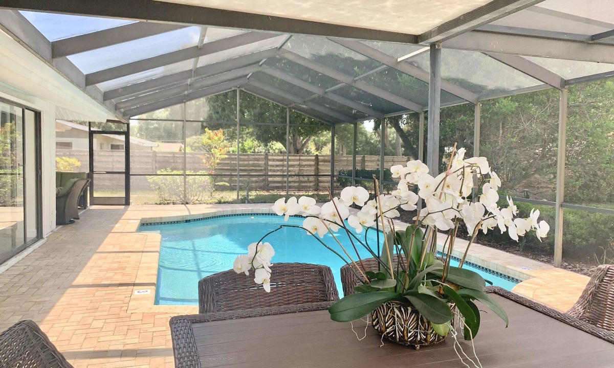 South Sarasota House | Relaxing 3BR/2Ba Oasis with Heated Pool.