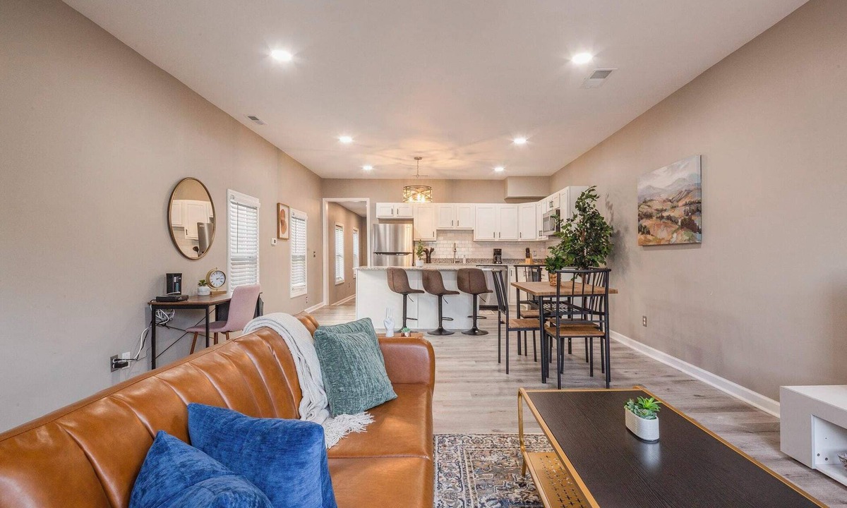 Smoketown Jackson House | Relaxing 4BR Haven by CozySuites
