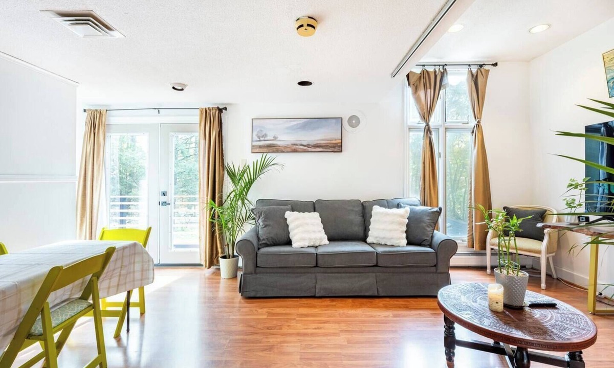 Weston Cottage | Relaxing apartment in weston woods