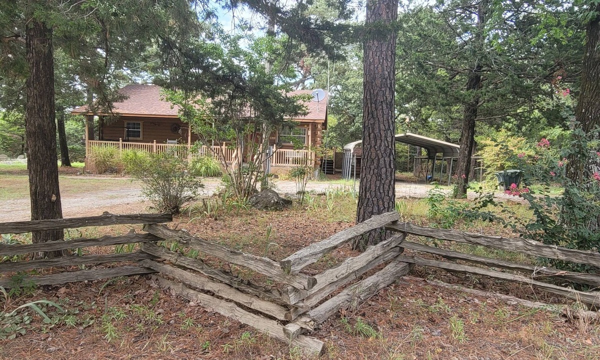 Longtown Cabin | Relaxing Cabin & Cottage close to the Lake Eufaula