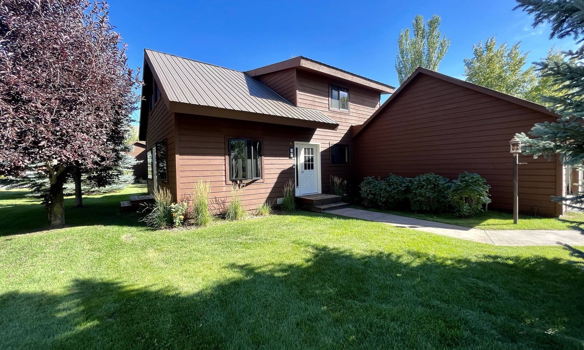 Jackson House | RELAXING, CLEAN HOME JACKSON HOLE, WYOMING