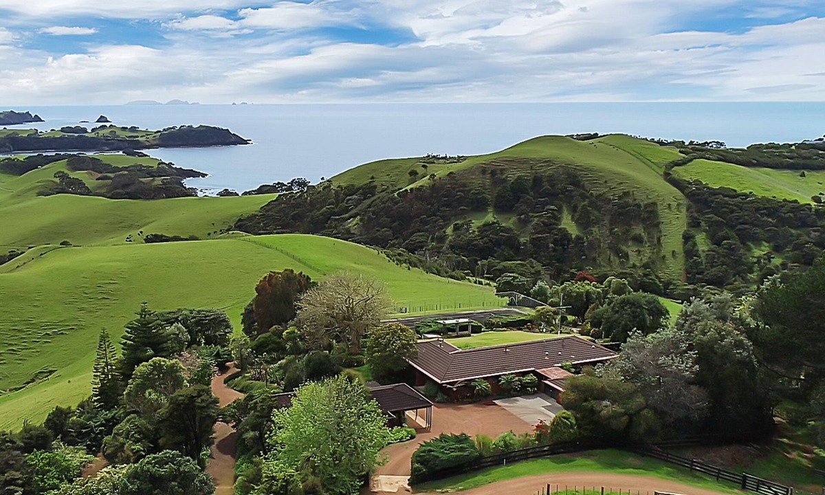 Taiharuru Cottage | Relaxing Coastal Retreat