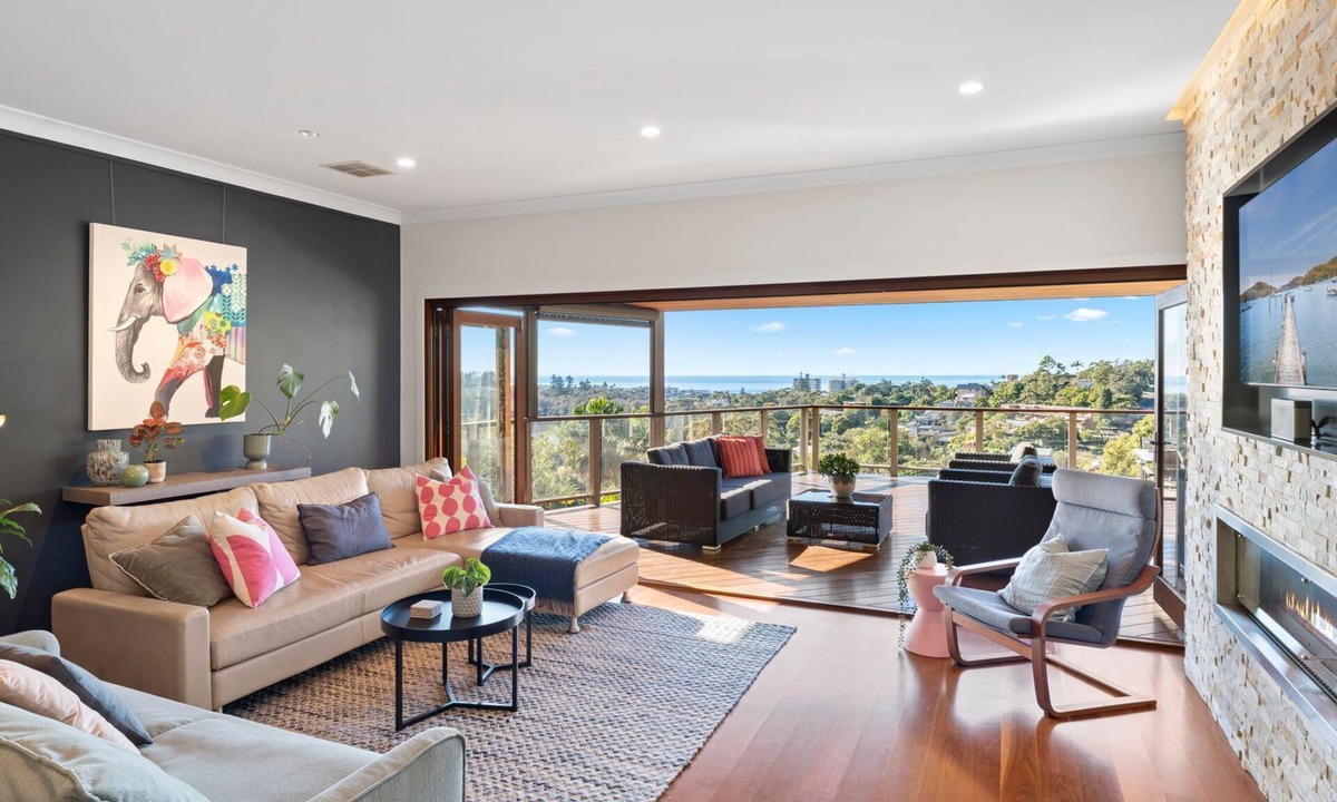 Narrabeen House | Relaxing Coastal Sanctuary