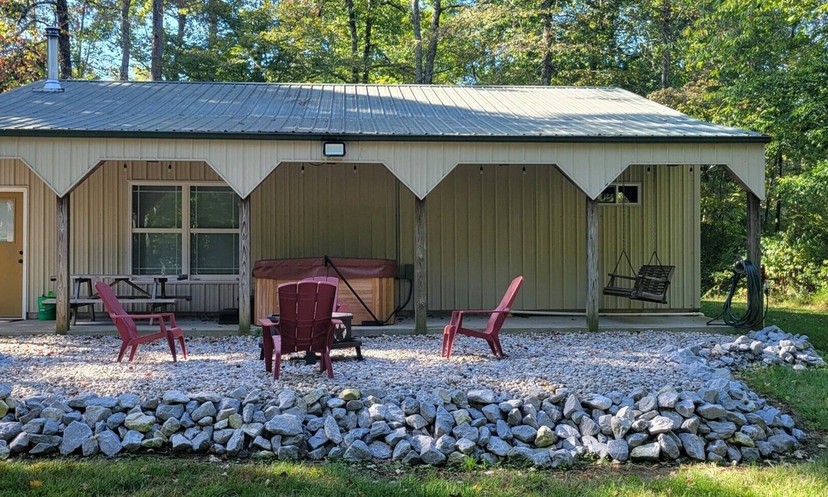 Lexington House | Relaxing Country Getaway