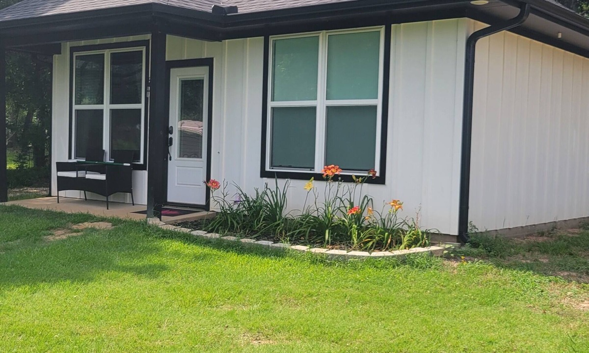 Winona House | Relaxing Country Stay with Events Welcome!