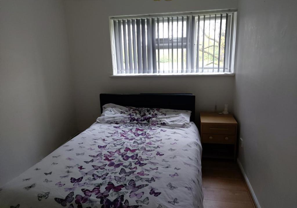 Brooklands House | Relaxing double bedroom