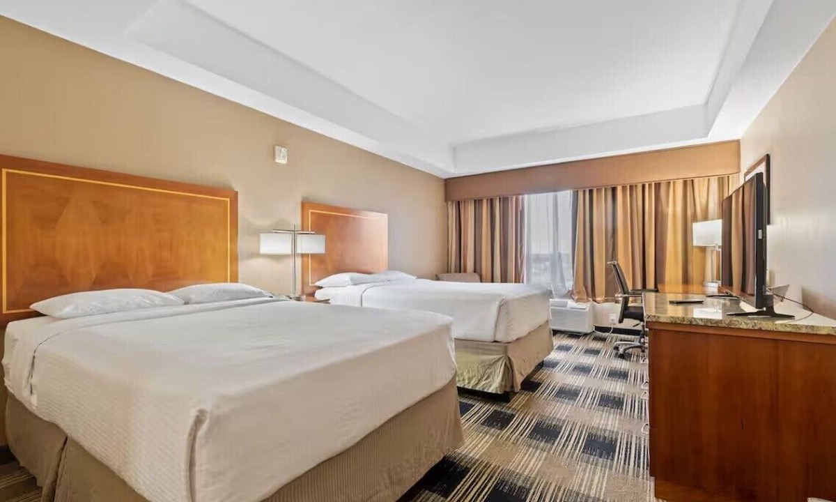 Carteret Apartment | Relaxing Double Suite Sleeps 4 Prime Location