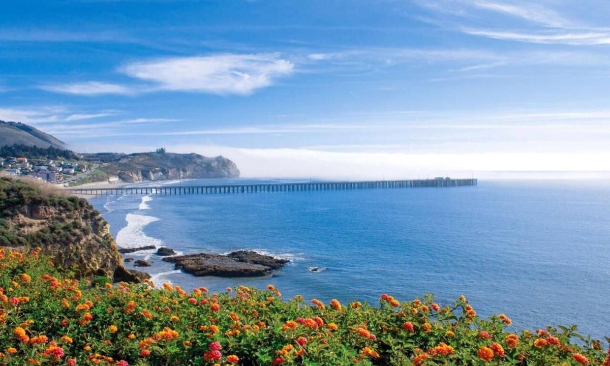 Avila Beach Hotel | Relaxing Family Friendly Suite! 2 Comfortable Units w/Free Parking, Onsite Pool