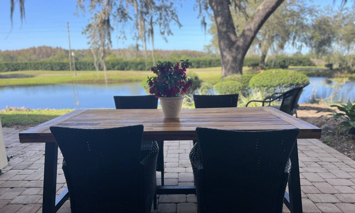 Wesley Chapel Condo | Relaxing Ground-Floor Retreat |King Suite & Private Patio